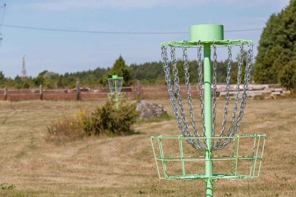 Discgolfikorvid õuel